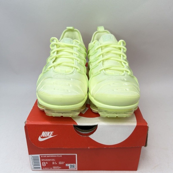 Nike Shoes Air VaporMax Plus WMNS “Barely Volt” 2024 - Picture 2 of 7